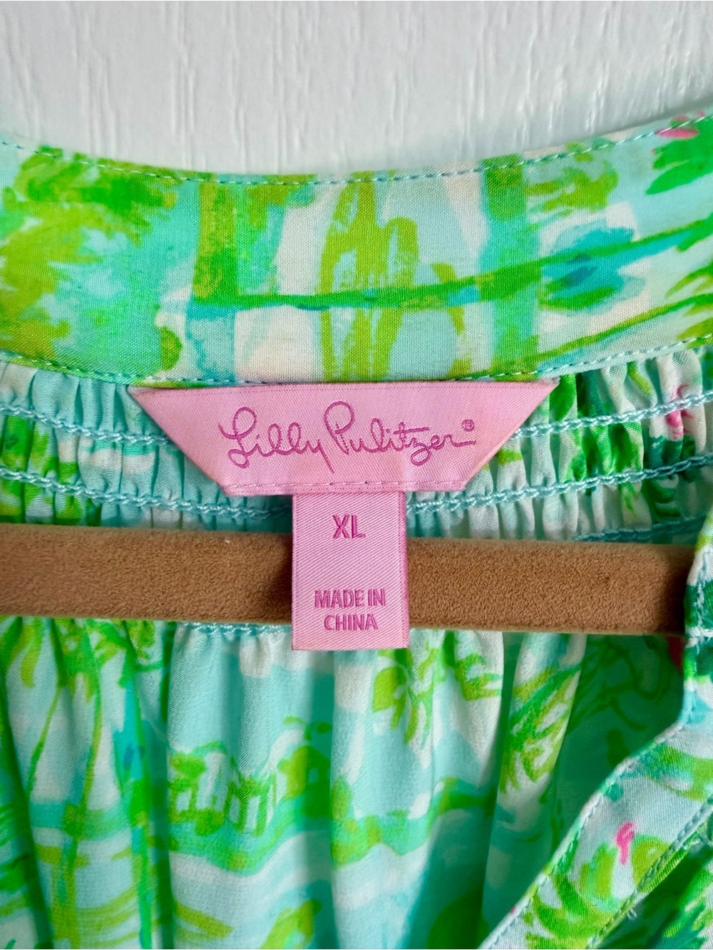 Lilly Pulitzer 100% Silk “Honda Classic” Edition Print Long-Sleeve Top, XL - Picture 2 of 7